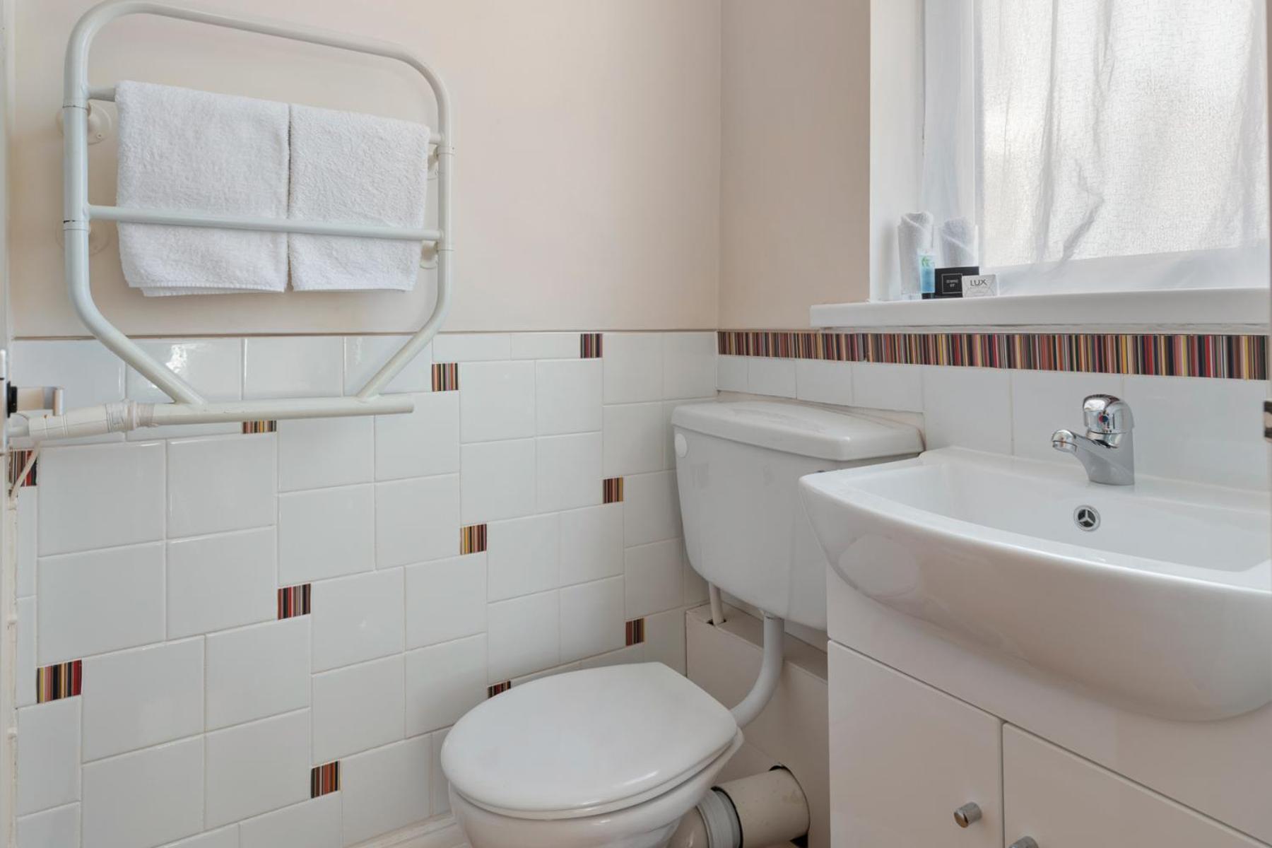 Anchor Guest House Хаверфордуэст Номер фото